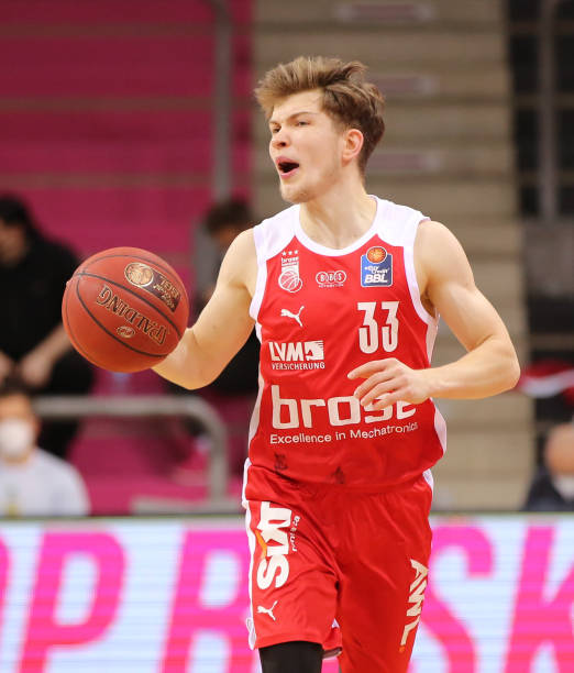 成为球队的 成为球队的