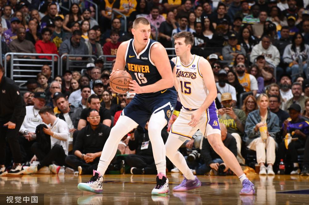 在竞争激烈 在竞争激烈