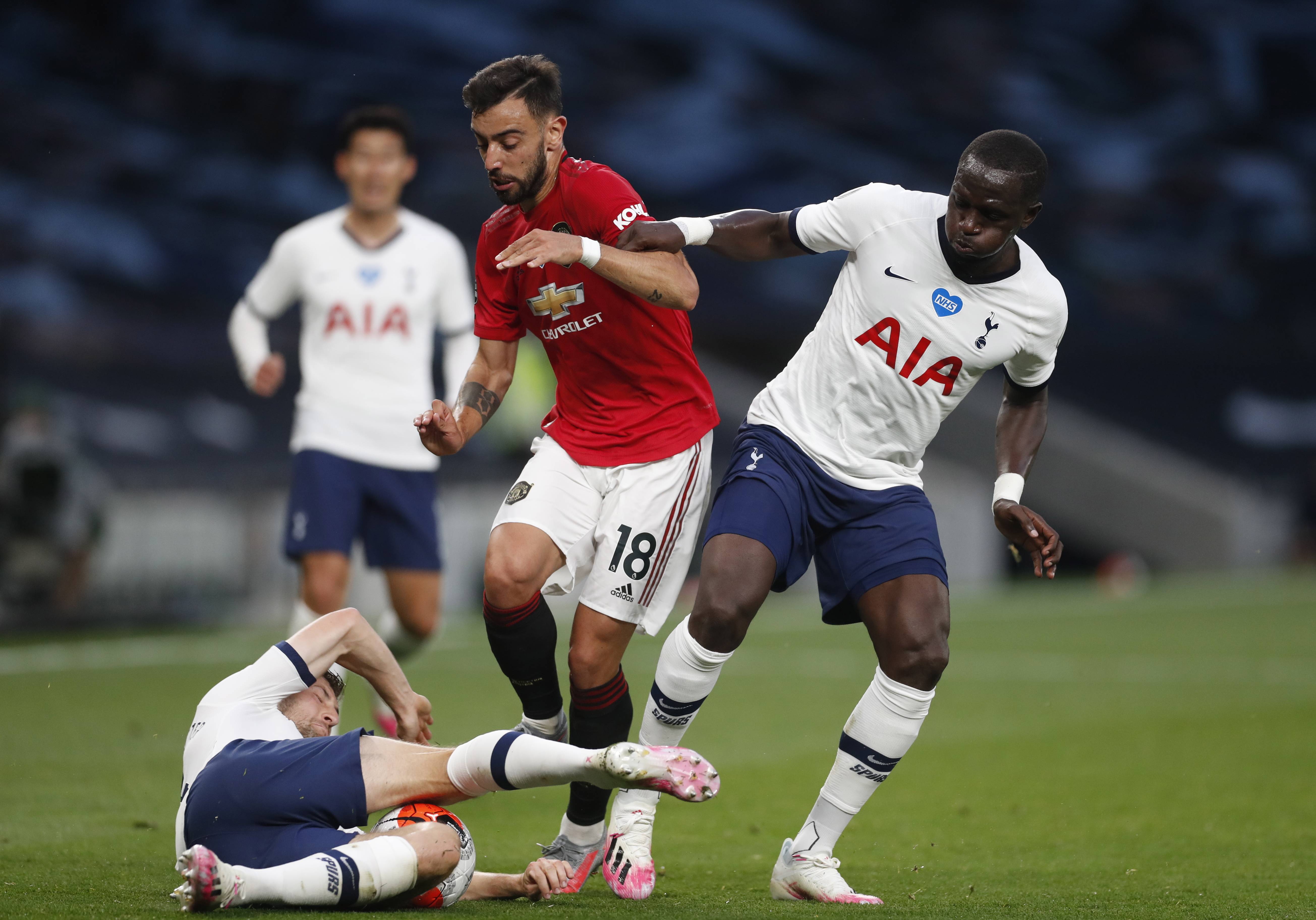 底线相持中 底线相持中